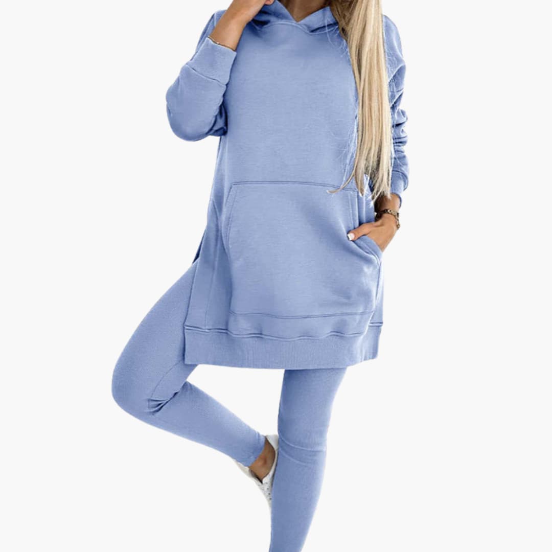 Women’s two-piece set with hood and leggings
