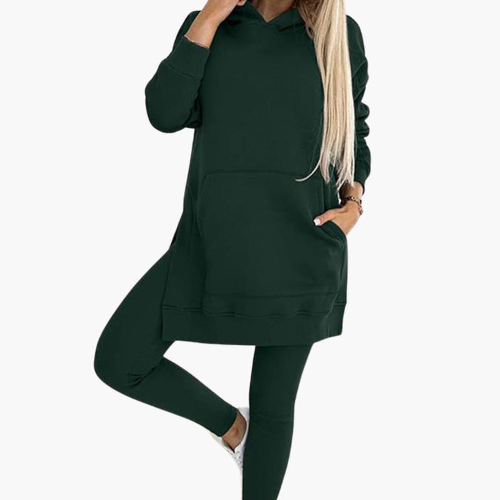 Women’s two-piece set with hood and leggings