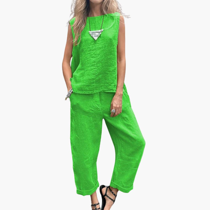Women’s two-piece set with sleeveless top and Pants