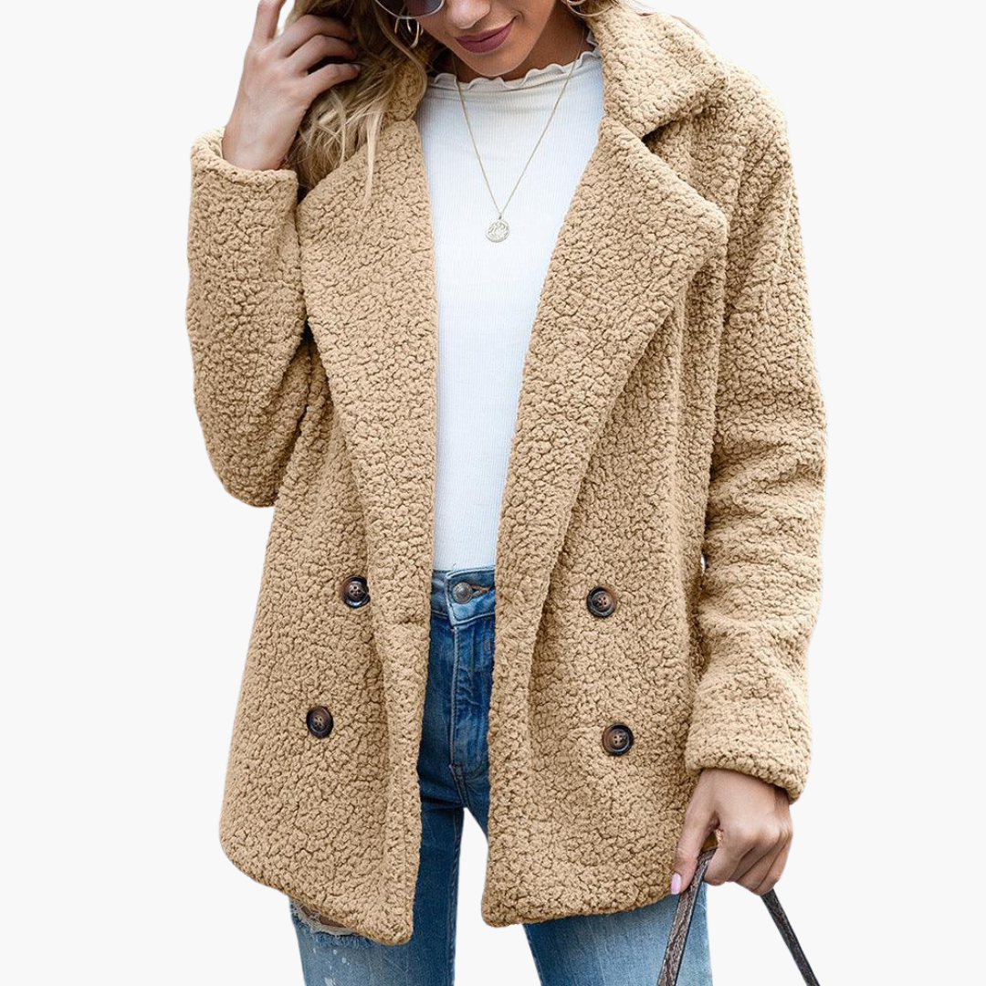 Women’s Oversized Faux Fur Jacket with Lapel Collar and Relaxed Fit