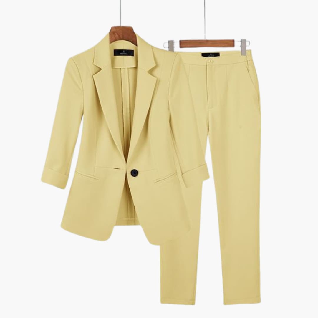 Women’s Blazer and Trouser Set with Tailored Fit