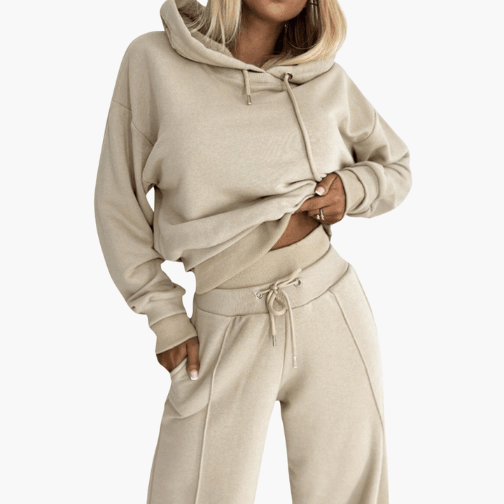 Women’s Two-Piece Knit Loungewear Set with Relaxed Fit