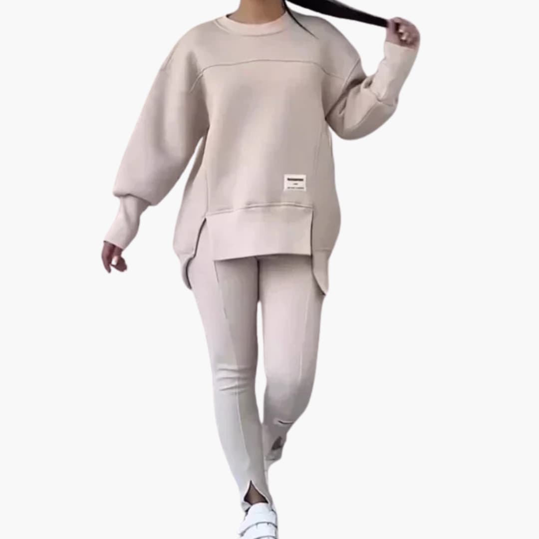 Women’s two-piece set with long sleeves and Pants