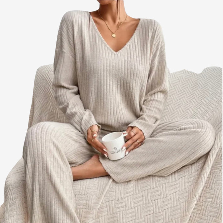 Women’s Ribbed Two-Piece Lounge Set with Long Sleeve Top and Trousers