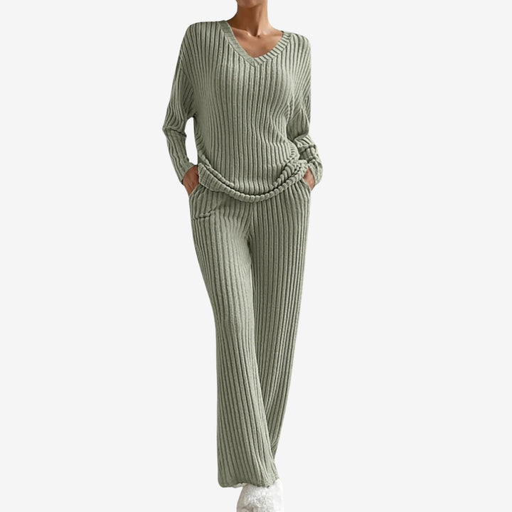 Women’s Ribbed Two-Piece Lounge Set with Long Sleeve Top and Pants