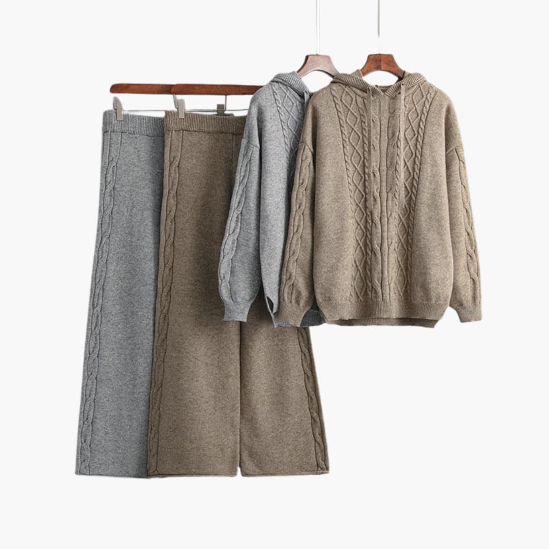 Women’s Lounge Set with Oversized Hoodie and Matching Wide-Leg Pants