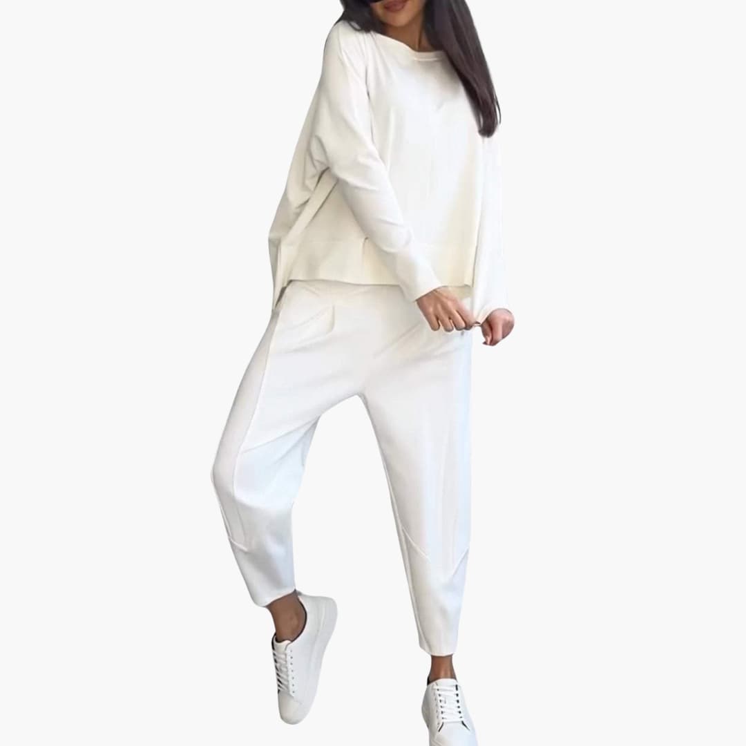 Women’s Two-Piece Set with Relaxed Fit