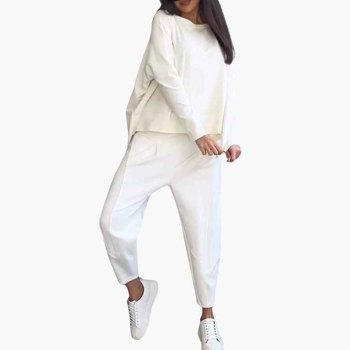 Women’s Two-Piece Set with Relaxed Fit