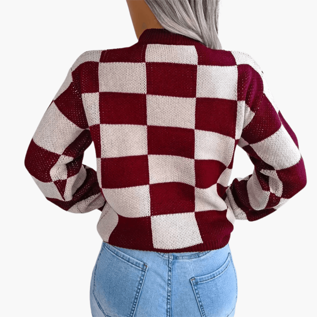 Women’s Oversized Knit Sweater with Long Sleeves and Pullover Style