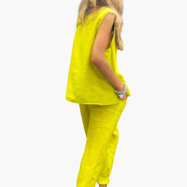 Women’s two-piece set with sleeveless top and Pants