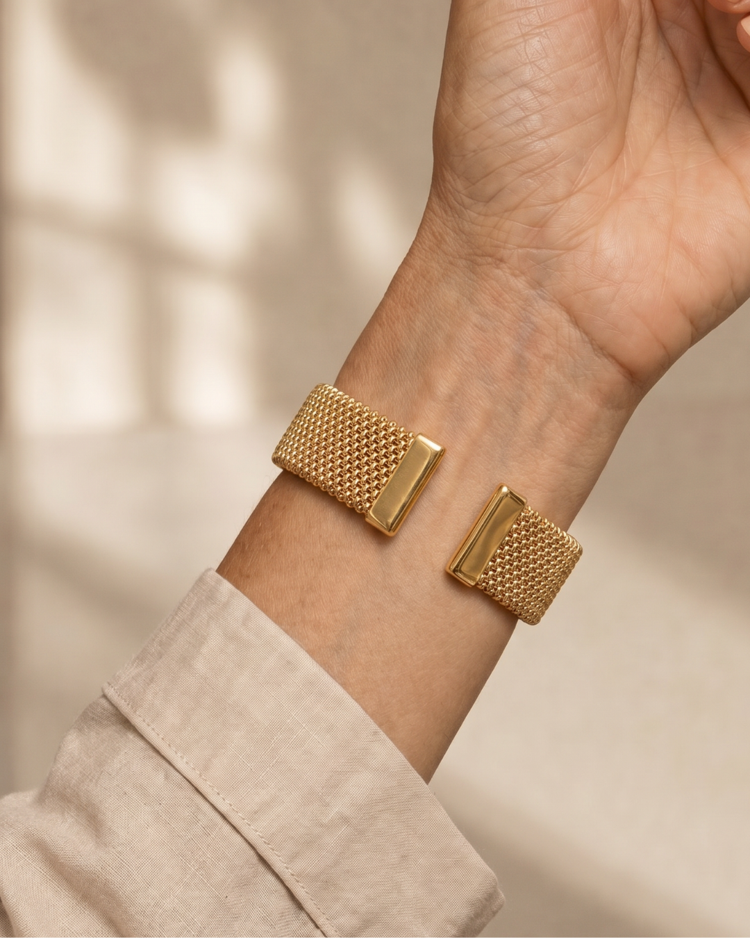 Aumen | Woven Mesh Open Cuff Bracelet
