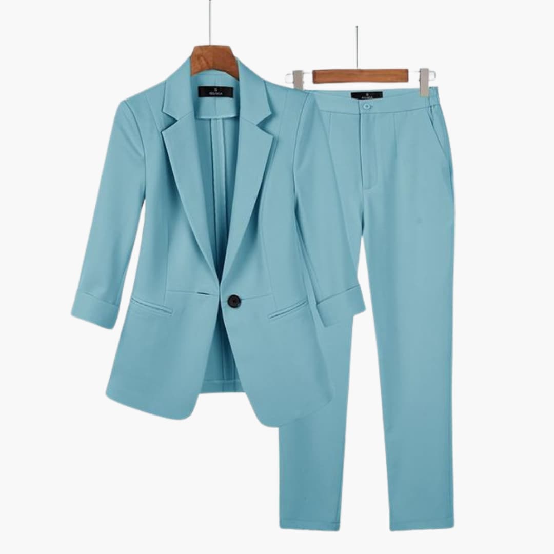 Women’s Blazer and Trouser Set with Tailored Fit