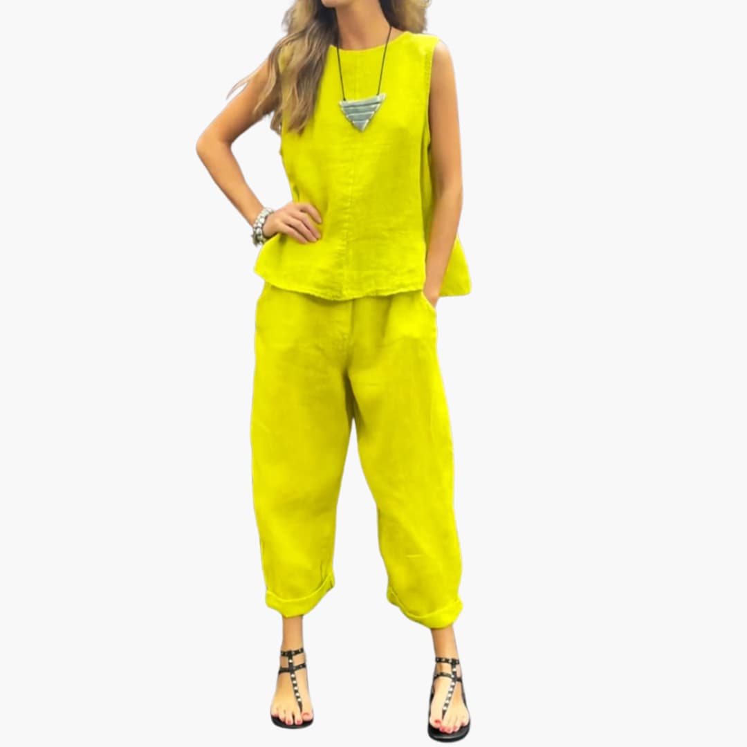 Women’s two-piece set with sleeveless top and Pants