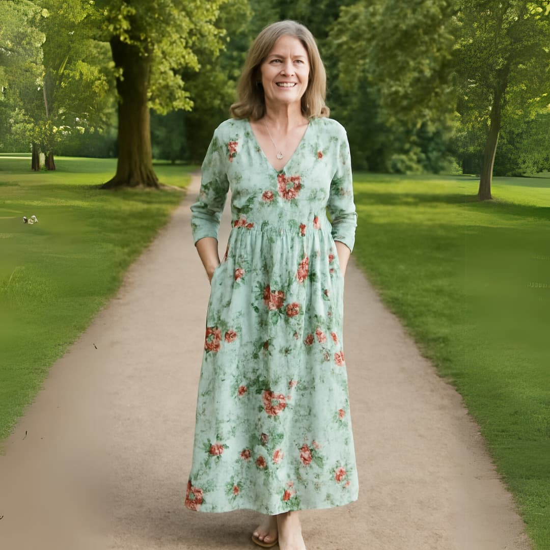 Women’s Maxi Dress with V-Neckline and Flowing Silhouette