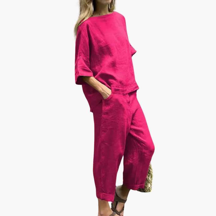 Women’s Two-Piece Set with Relaxed Top and Cropped Pants
