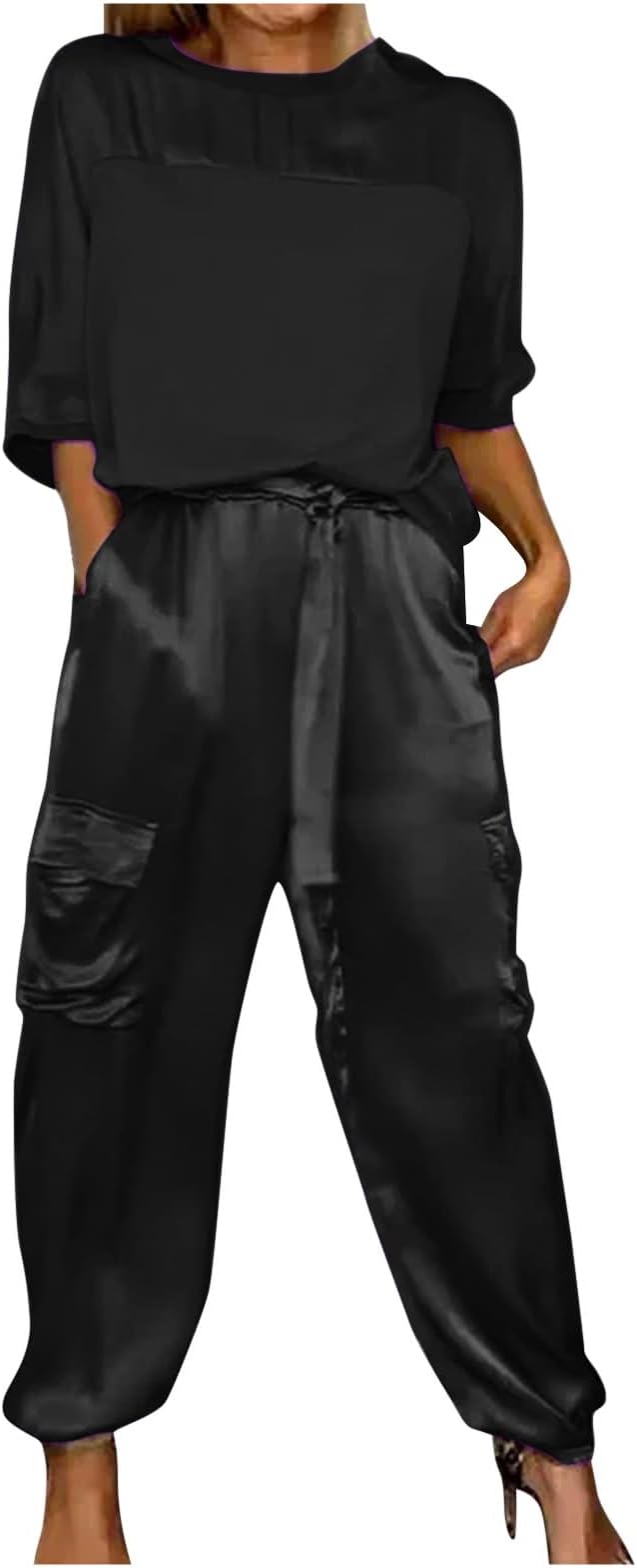 Women’s two-piece set with short sleeves and Pants