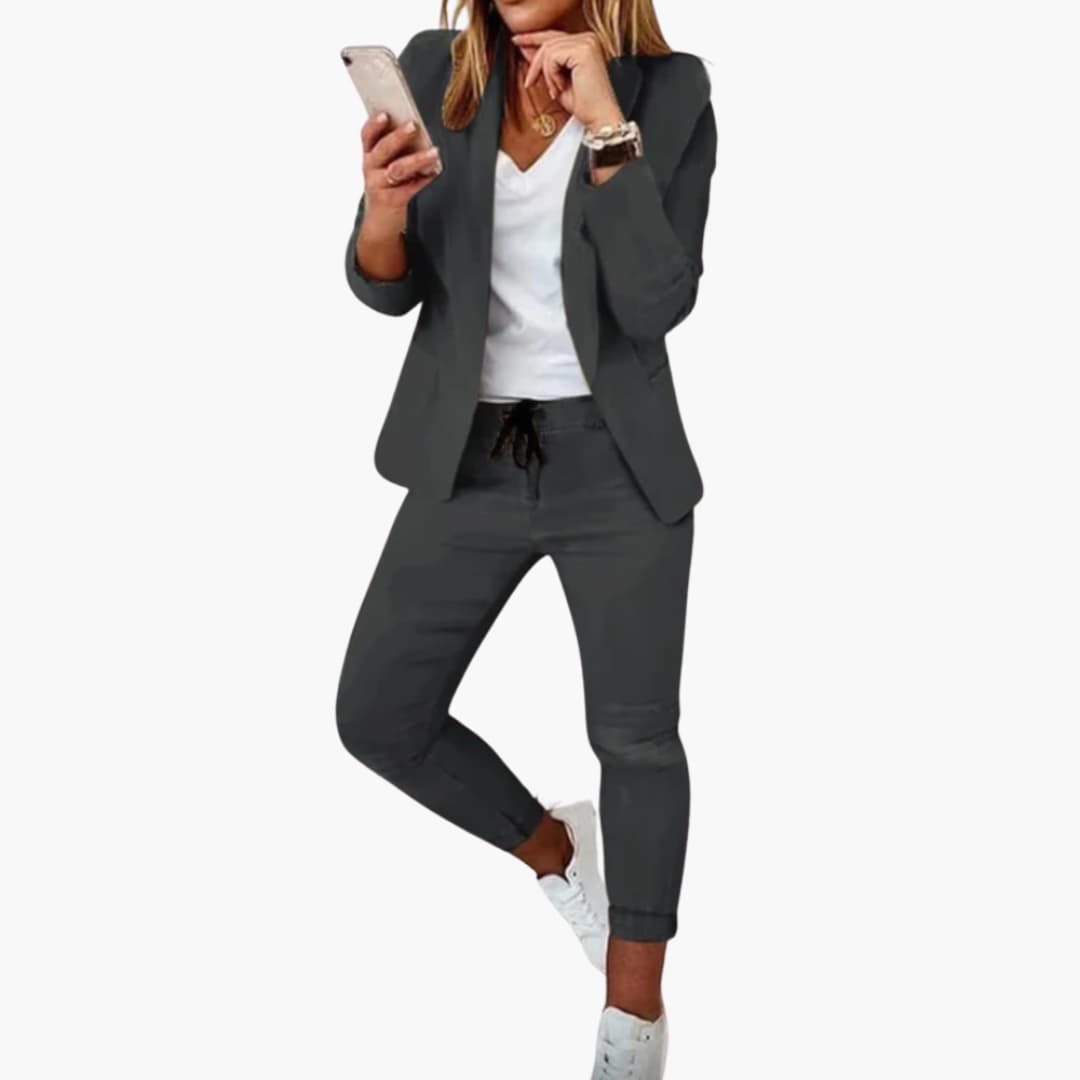 Women’s Tailored Two-Piece Suit Set