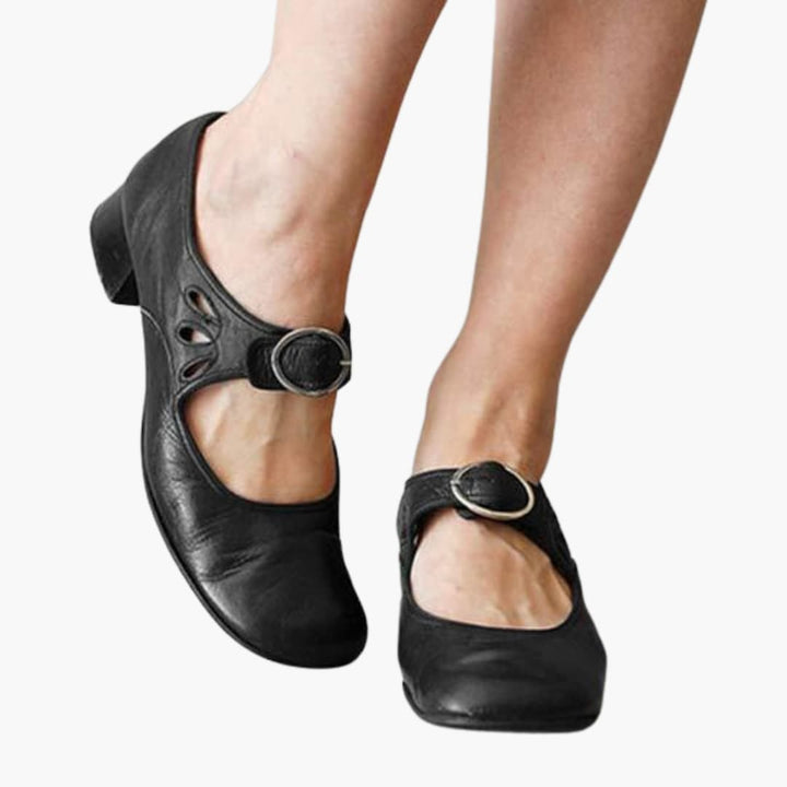 Women’s Closed Toe Sandals with Buckle Strap