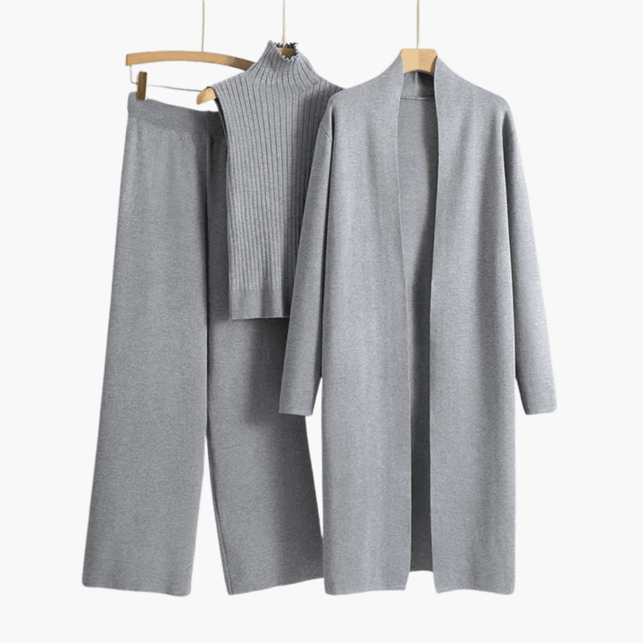 Women’s Three-Piece Knit Loungewear Set with Relaxed Fit