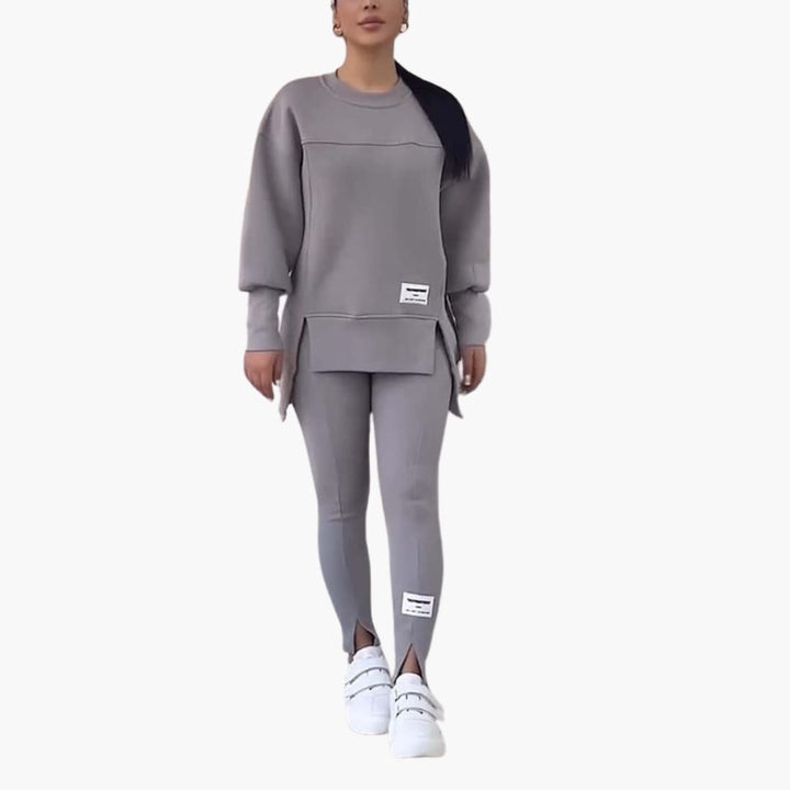 Women’s two-piece set with long sleeves and Pants