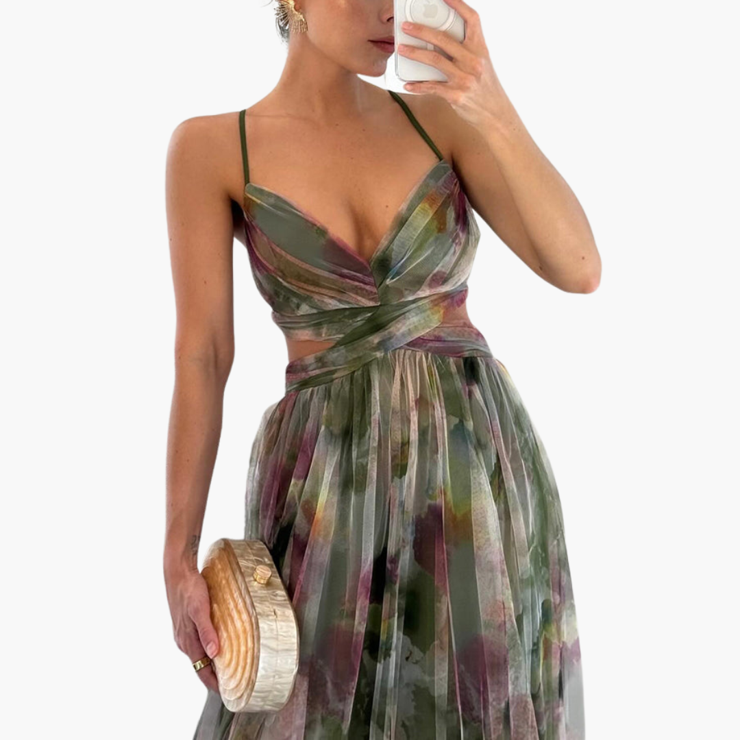 Women’s Maxi Dress with Floral Print and Fitted Waist