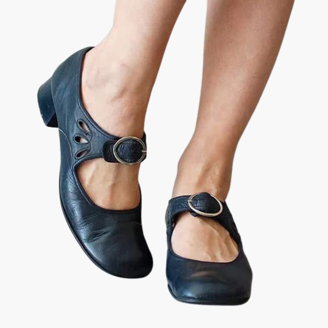 Women’s Closed Toe Sandals with Buckle Strap