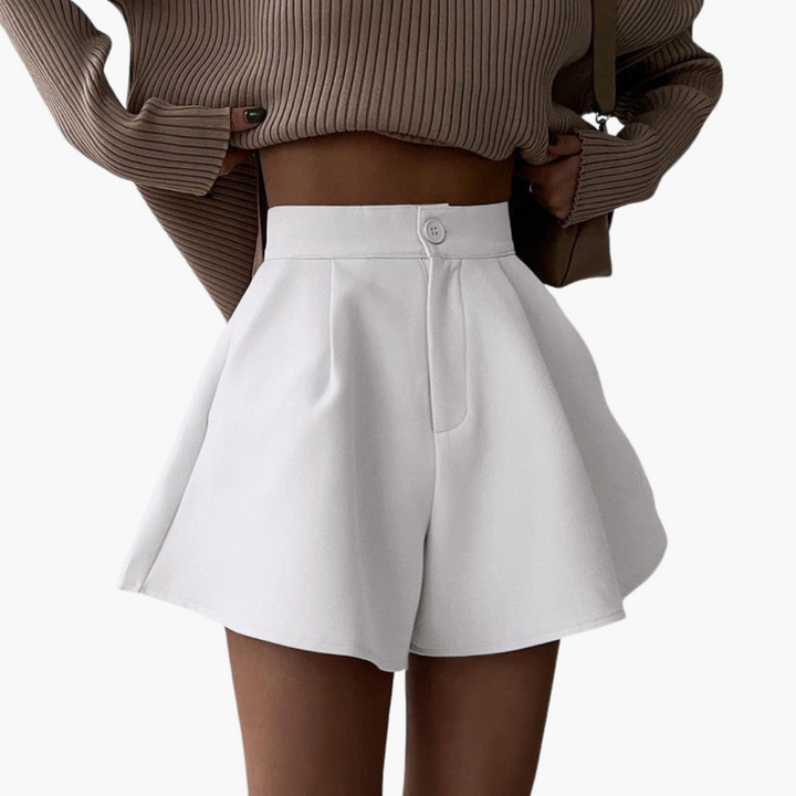 Women’s Flared Shorts with Pleats and High Waist