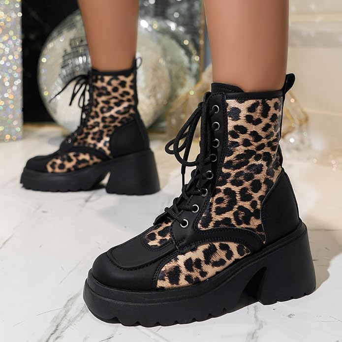 Women’s Lace-up Winter Boots with Scalloped Block Heel and Platform Sole