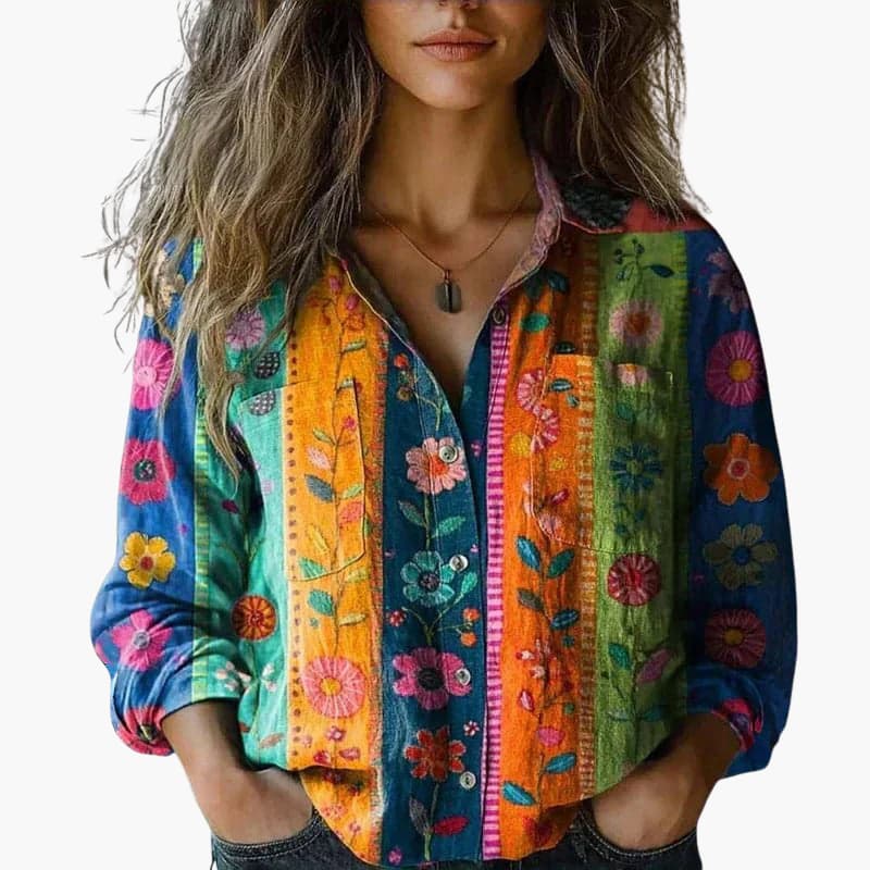 Women’s Shirt with Collar and Button Fastening