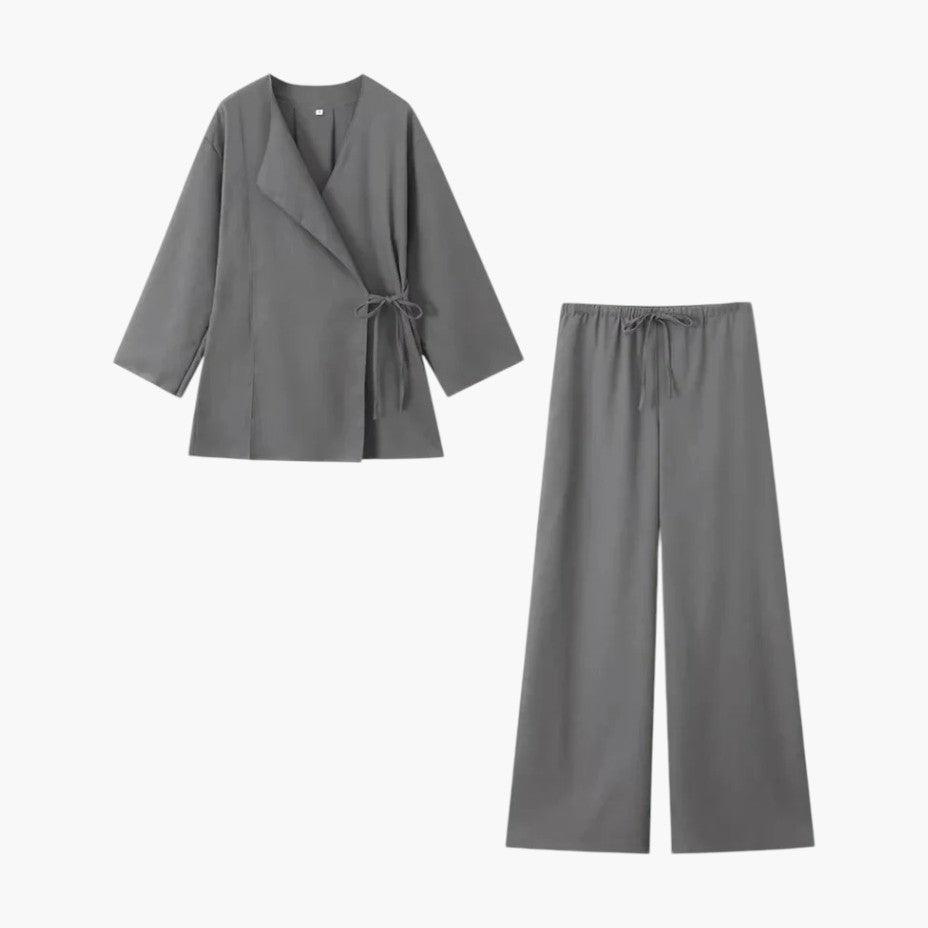 Women’s Two-Piece Lounge Set with Zip-Up Top and Matching Bottoms