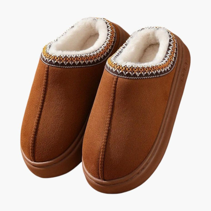 Women’s Winter Indoor Slippers with Soft Lining and Closed Toe