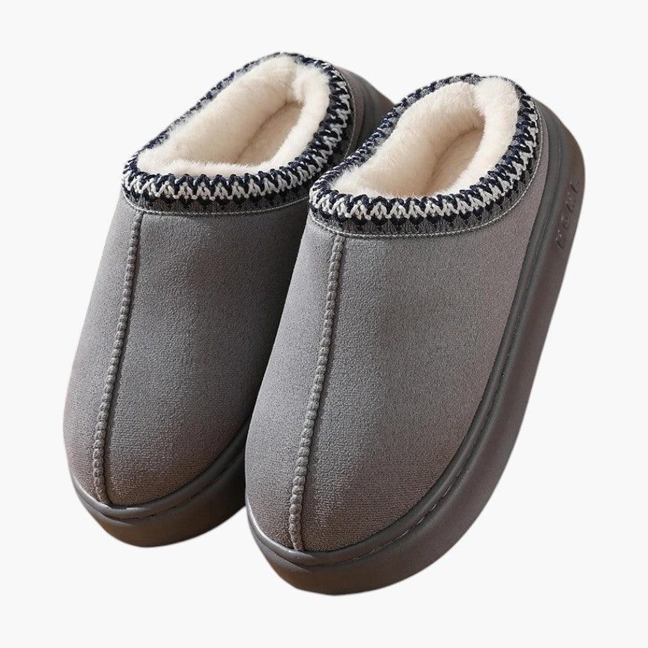 Women’s Winter Indoor Slippers with Soft Lining and Closed Toe